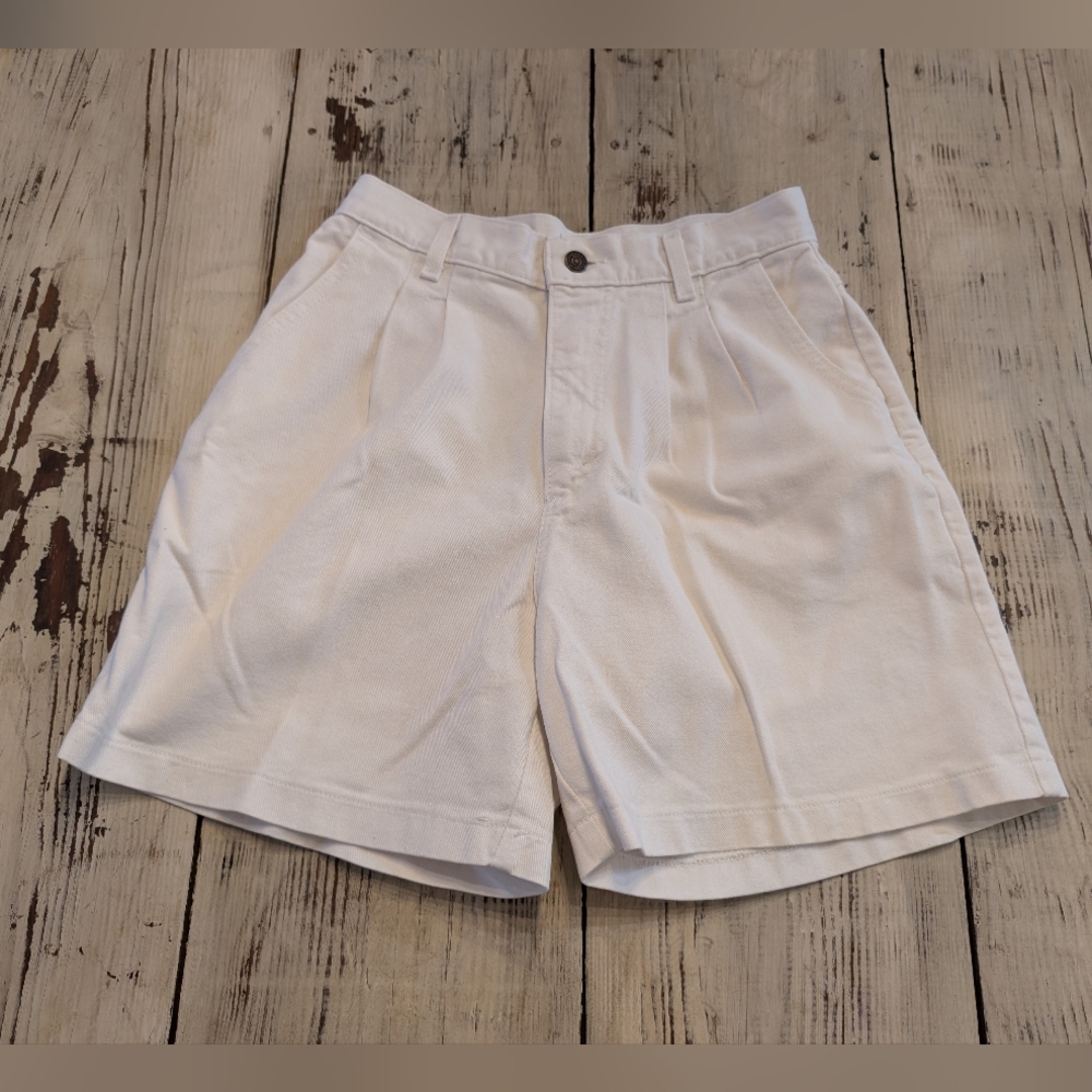 Vtg. Lee White Denim Shorts